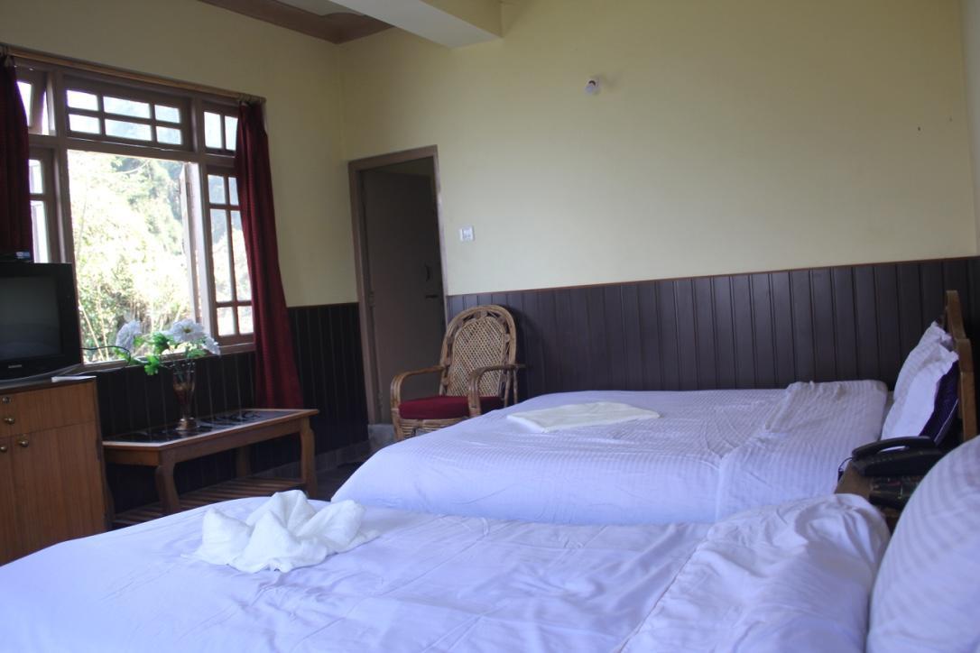 The Ace Pine Valley Hotel Пелинг Екстериор снимка